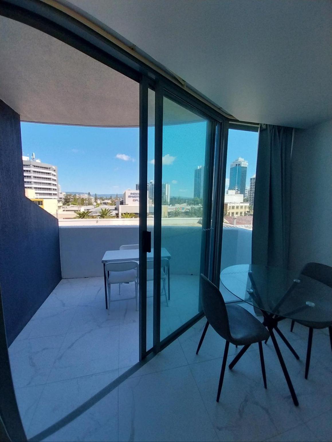 Mantra Legends Hotel Gold Coast Esterno foto