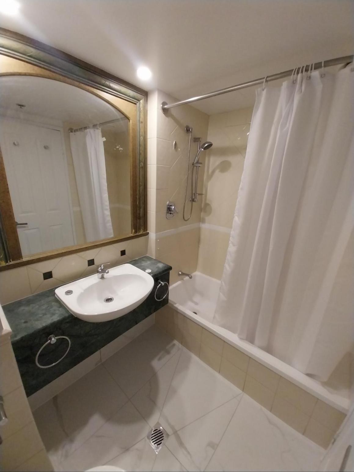 Mantra Legends Hotel Gold Coast Esterno foto